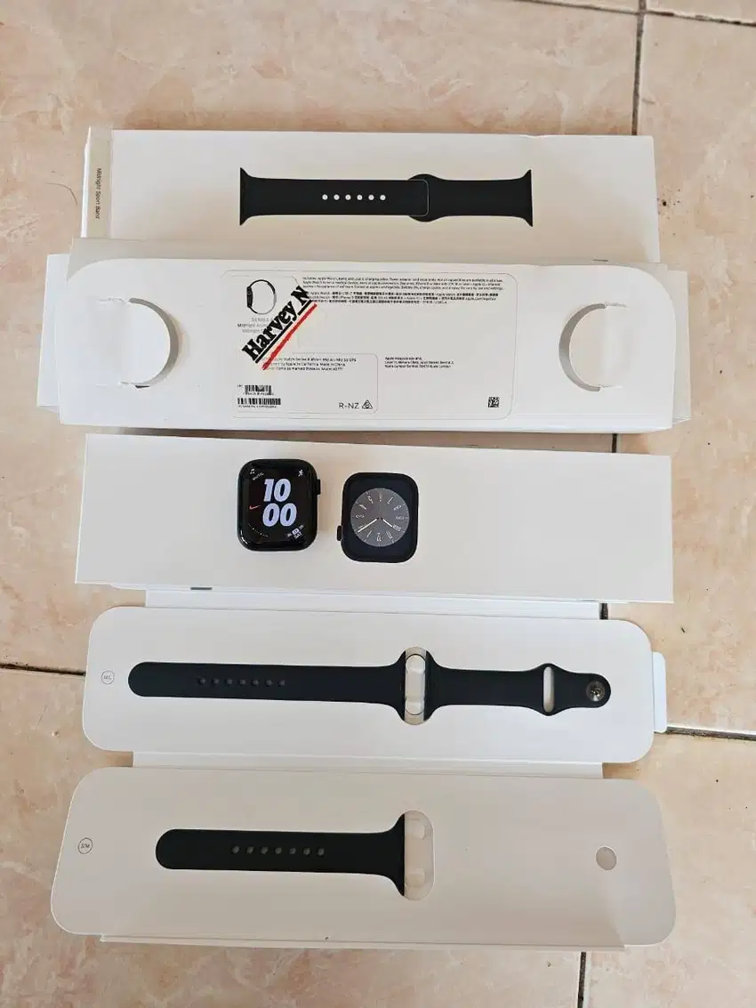 Apple Watch Series 8 Midnight 45mm Black Fullset Mulus Siap Pakai