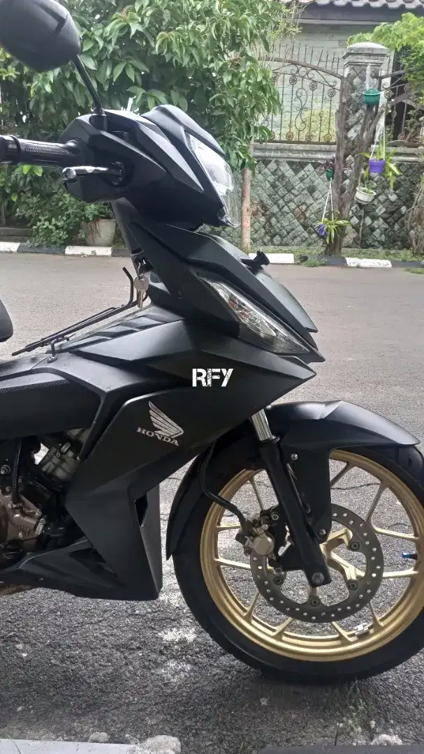 Dijual cepat! Honda Supra GTR 150 2018