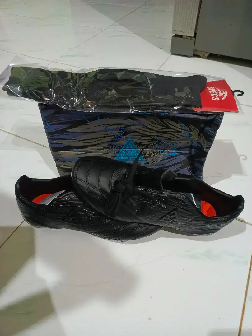 Jual sepatu bola original no. 40