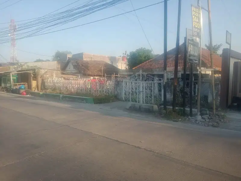 Tanah Sedati Sidoarjo belakang bandara Juanda lama.