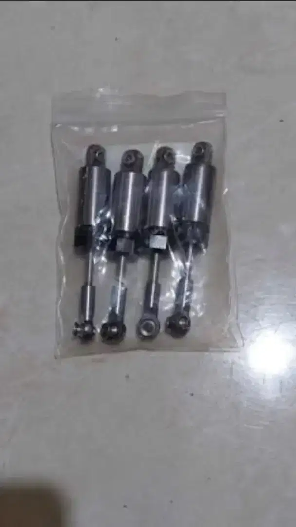 Upgrade part - 4pcs metal shock absorber RCMN 1/12 WPL 1/16 - Titanium