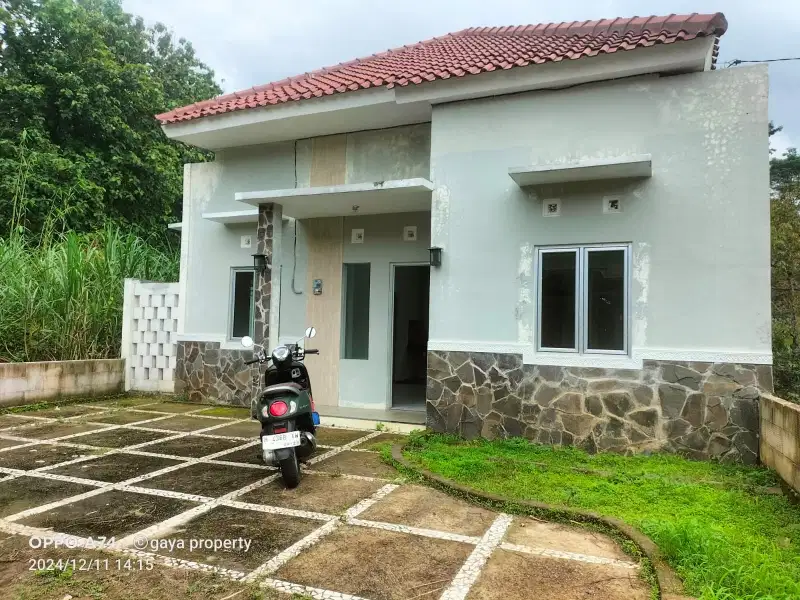 Di jual Rumah Murah di lemah mendak Mijen