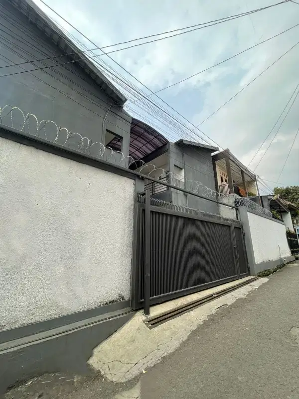 Dijual KosKosan 14 kamar Full Isi Omset Menarik