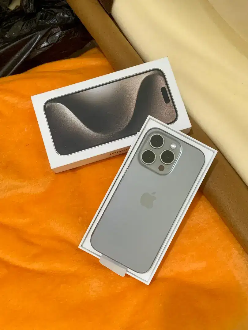 BH 100% Iphone 15 Pro 128gb Natural IBOX GARANSI JUNI 2025 Malang Batu