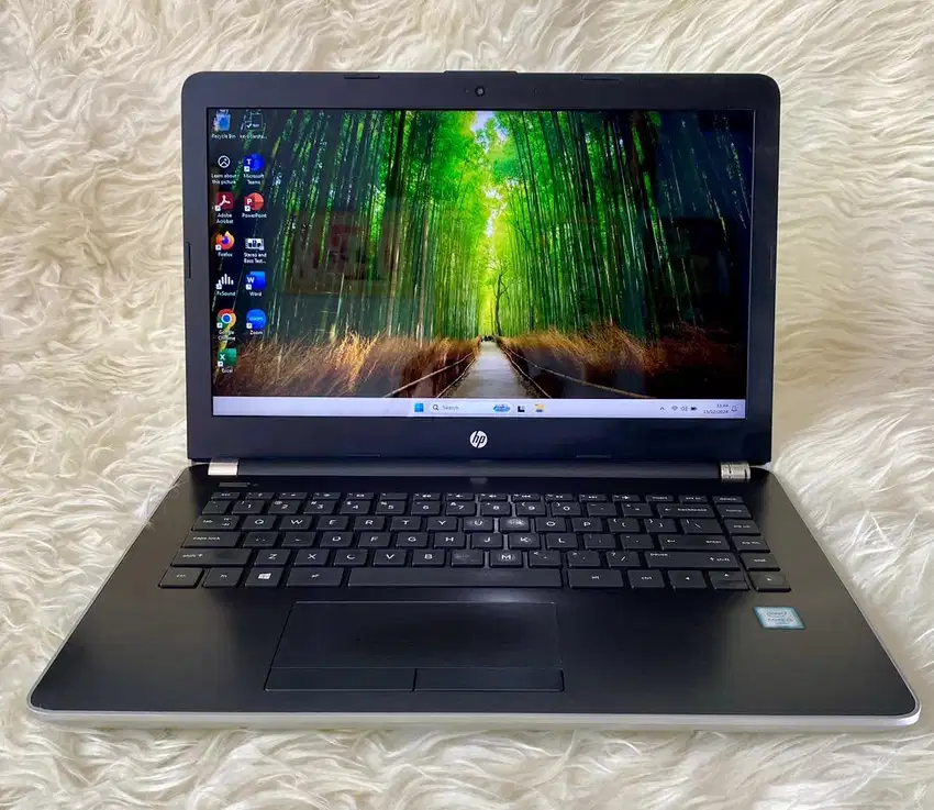 Laptop HP core i3 ram 8gb ssd 256gb