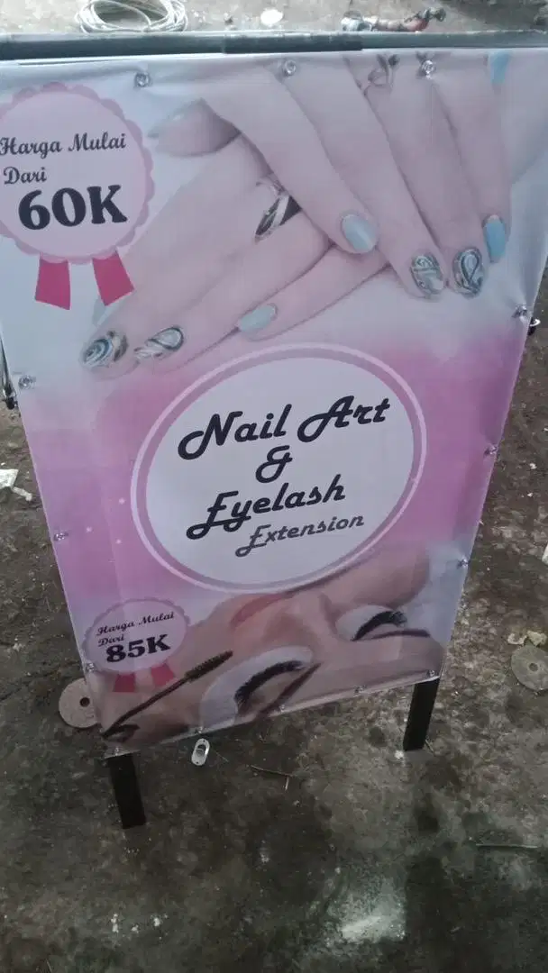 Nail gel & eyelash