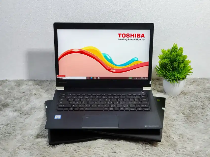 JUAL LAPTOP TOSHIBA DYNABOOK U63