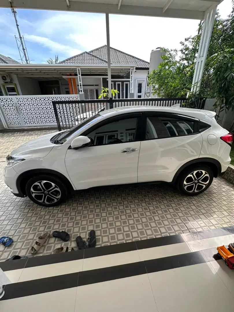 HR-V SE 1.5L 2020 akhir