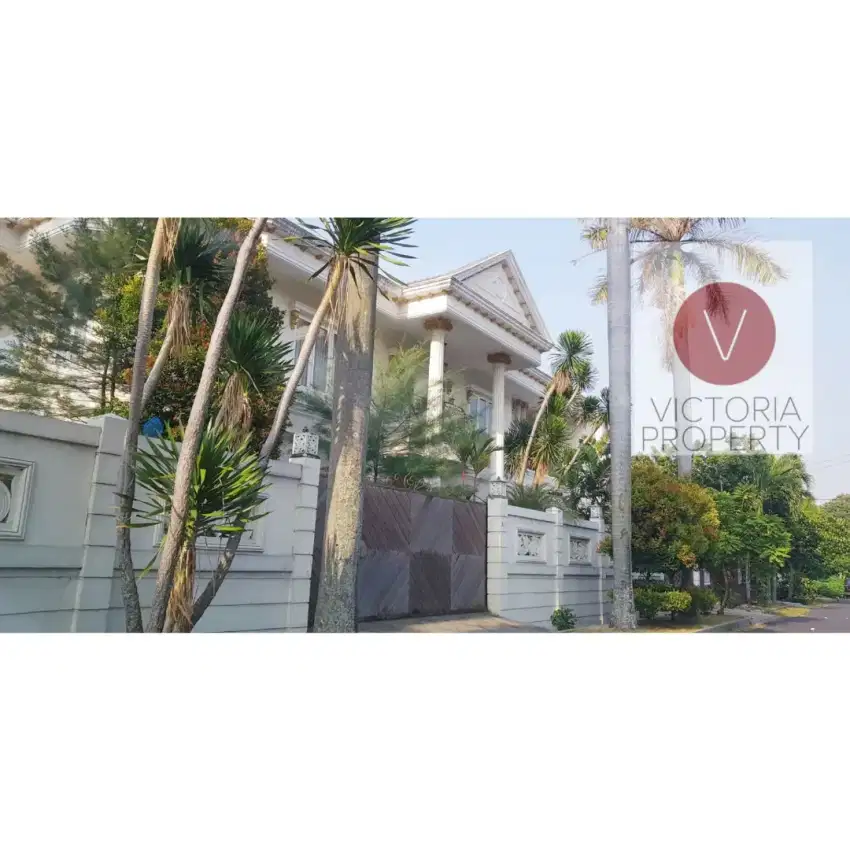 Dijual Rumah Mewa Hook Dengan Kolam Renang Bukit Permai Cibubur