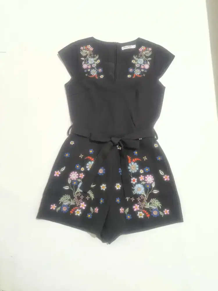 Terusan Chocochips jumpsuit celana pendek Korean style bordir hitam