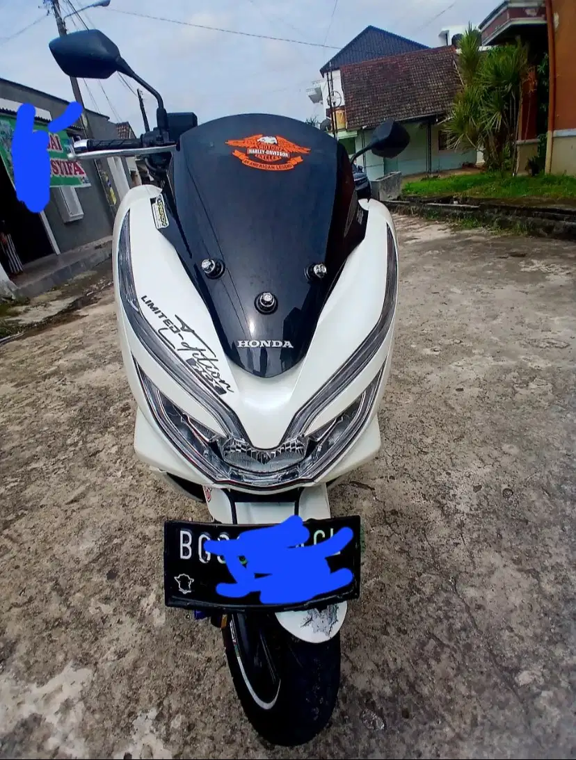 Di jual motor PCX 150 di palembang