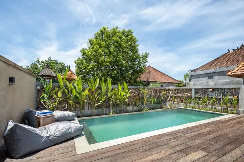 Di jual villa joglo ubud