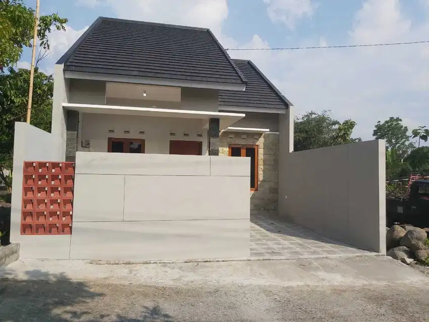 Rumah baru minimalis dan luas di jln palagan