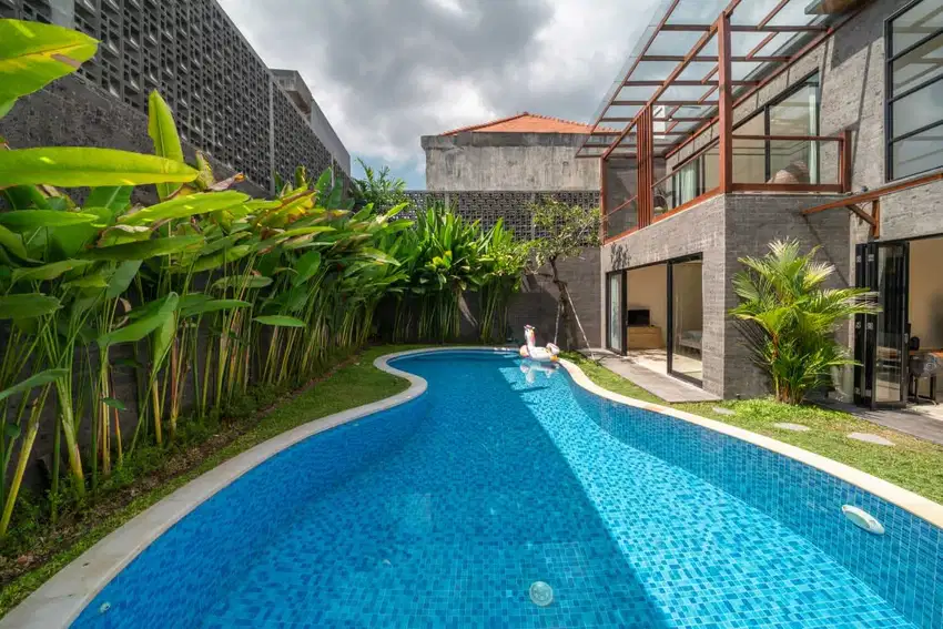 Dijual villa luxury lantai 2 lokasi semer kerobokan