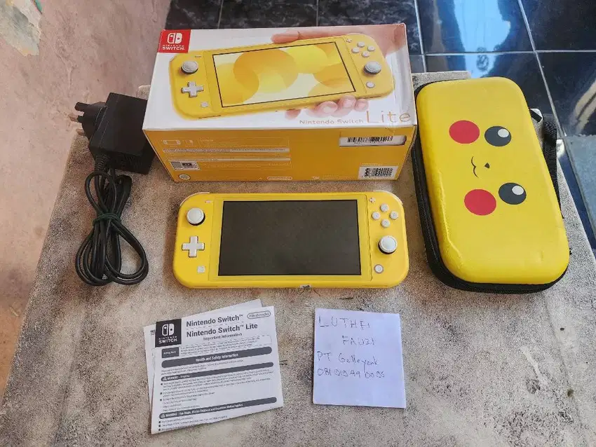 Nintendo Switch Lite Yellow Fullset 22