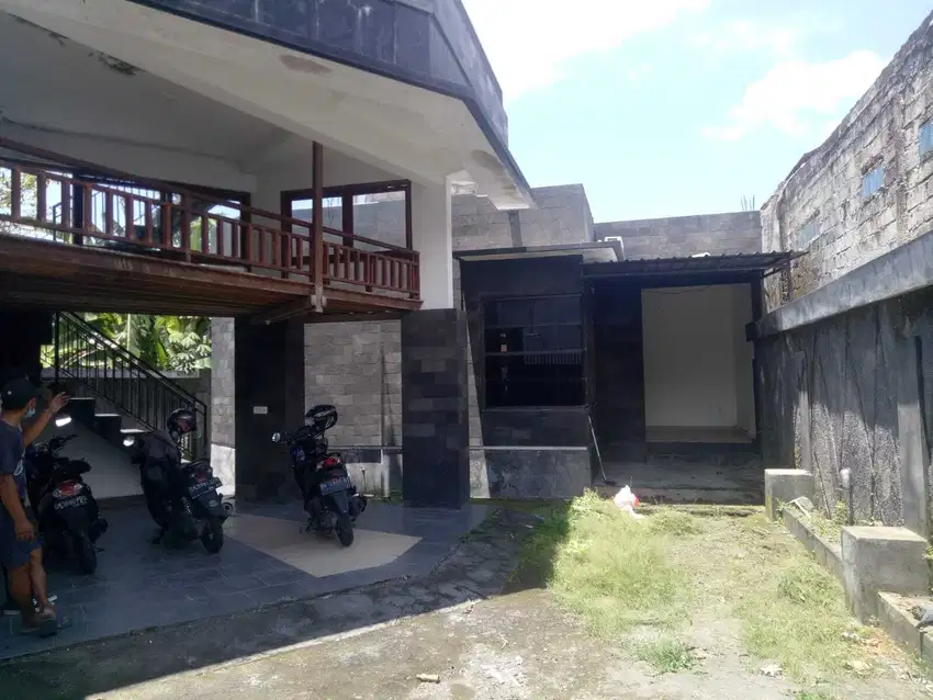 Dijual rumah second struktur lantai 2 denpasar utara