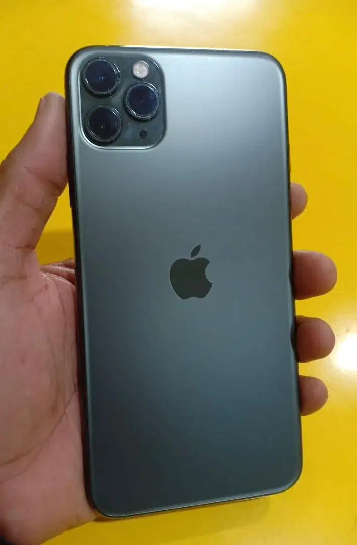 iPhone 11 PRO MAX all operator. Murah aja