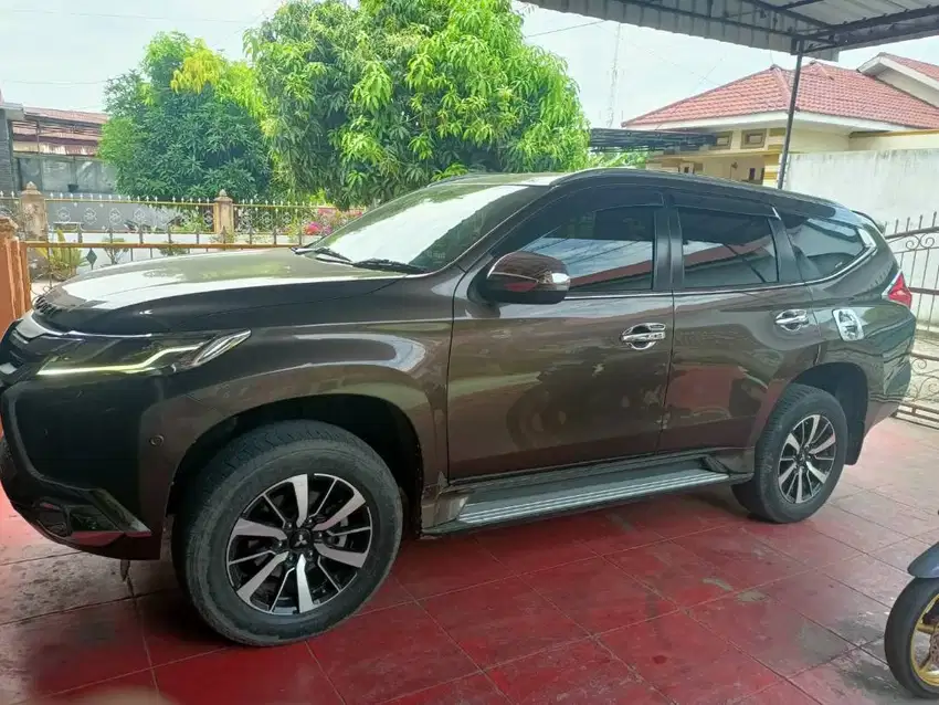 Mitsubishi Pajero Sport 4 x 2 Dakar Ultimate ( 2017 )