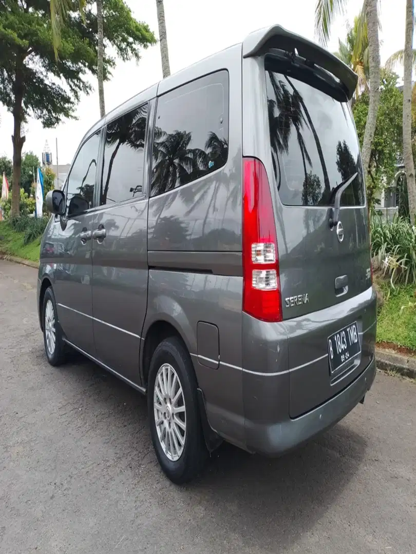 Nissan Serena HWS 2011 Cakep