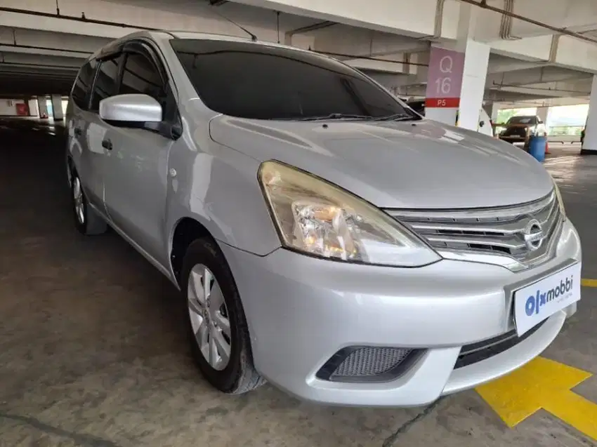 DP Rendah Nissan Grand Livina 1.5 SV Bensin-AT 2012 KOC