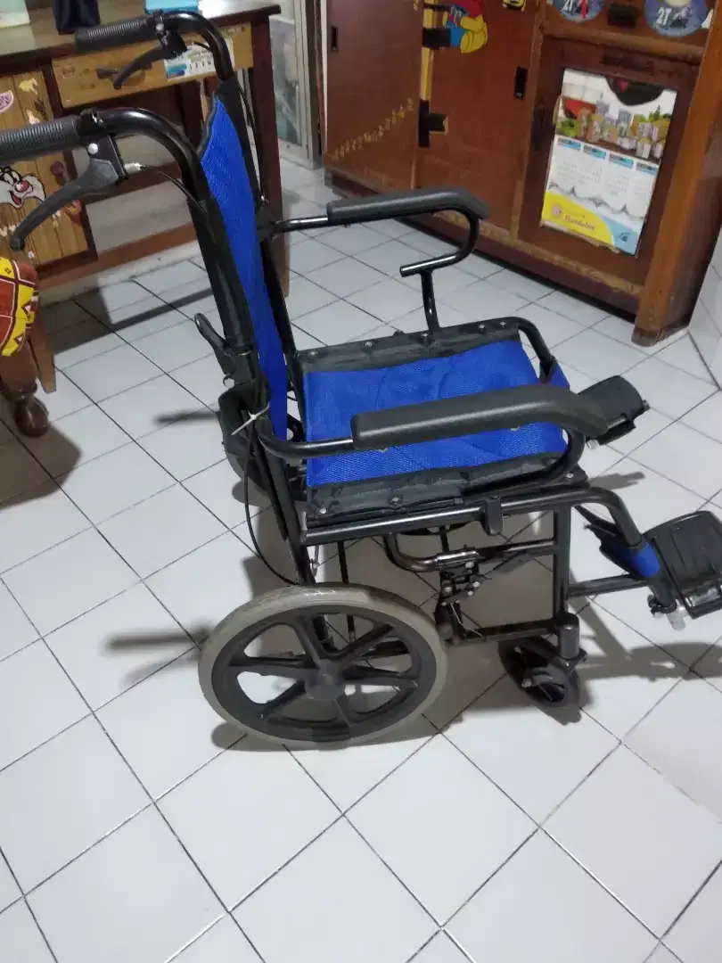 Jual kursi roda sella