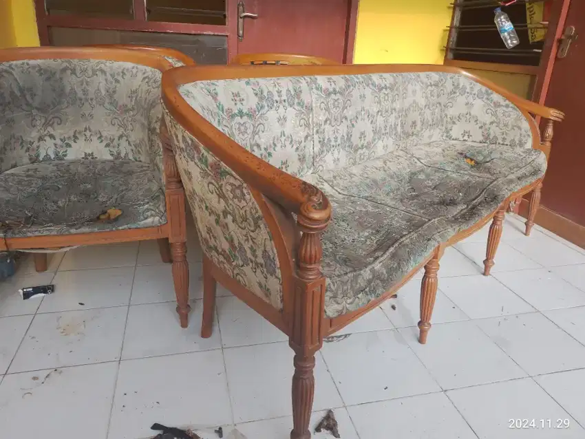 Jual cepat set sofa kursi kayu jati