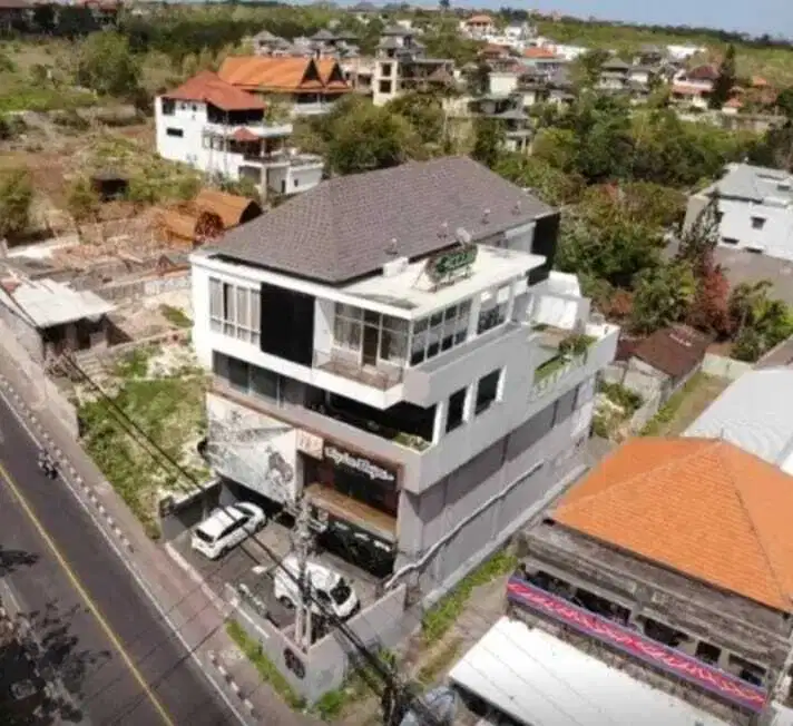 Rumah Mewah Bisa Untuk Usaha Lokasi Sangat Strategis Badung Bali