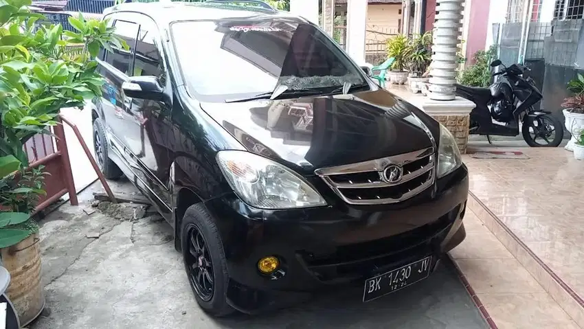 Jual Mobil Xenia