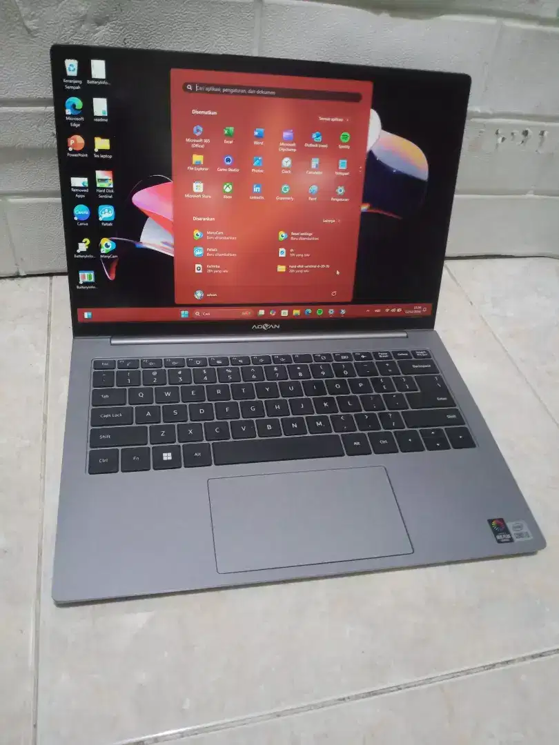 Laptop model terbaru Advan Workpro core i5 gen10 ram 8/SSD 256gb