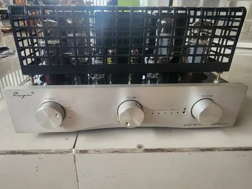 Amplifier Integretet CAYIN A-50T masih original Mulus