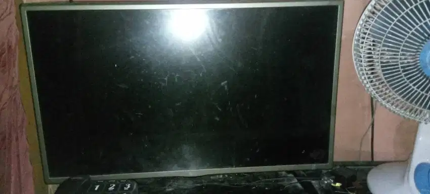 jual tv LG bekas 32inch (ANALOG)