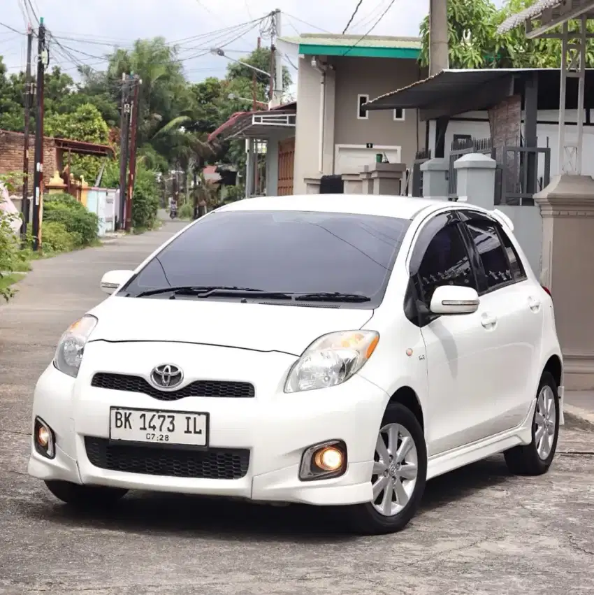 Toyota Yaris E Automatic Tahun 2013 (Facelift)