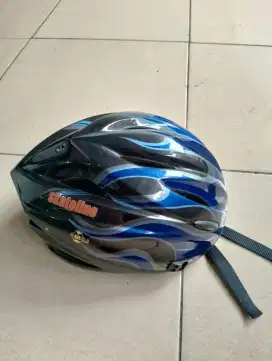 Helm sepeda ukuran S