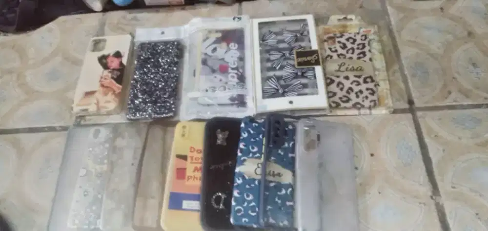 Se paket sarung hp androit kond spt baru hrg murah sj cpt dpt yah