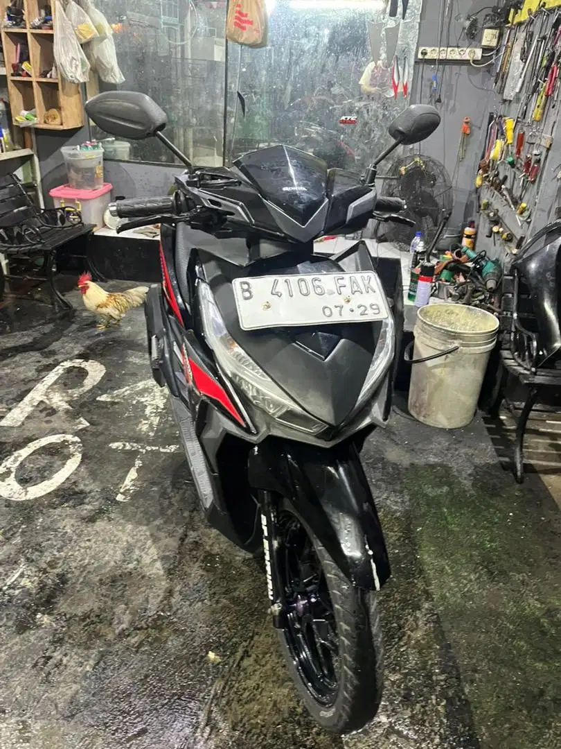 HONDA VARIO 125 LED OLD 2015 PAJAK HIDUP PANJANG