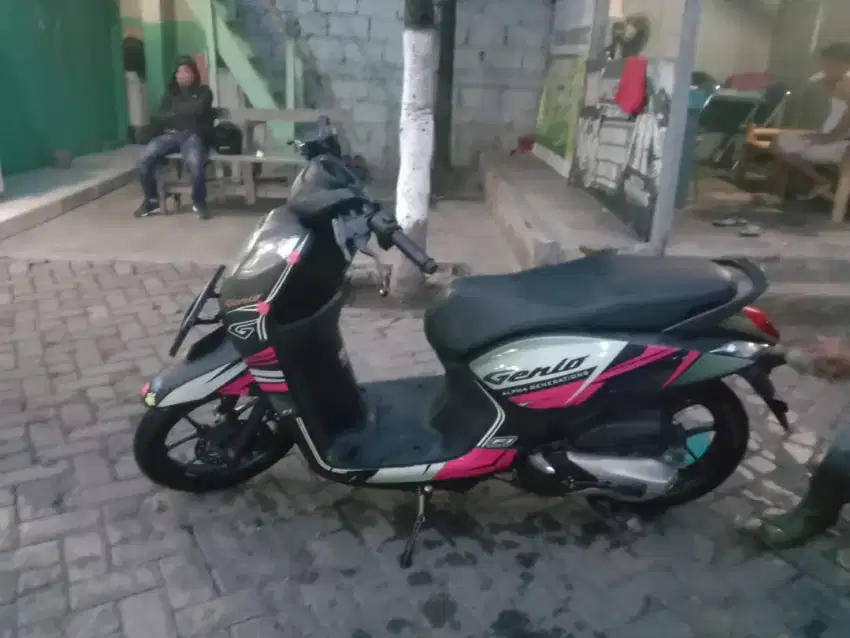 Dijual motor Honda Genio th 2019 warna Hitam.