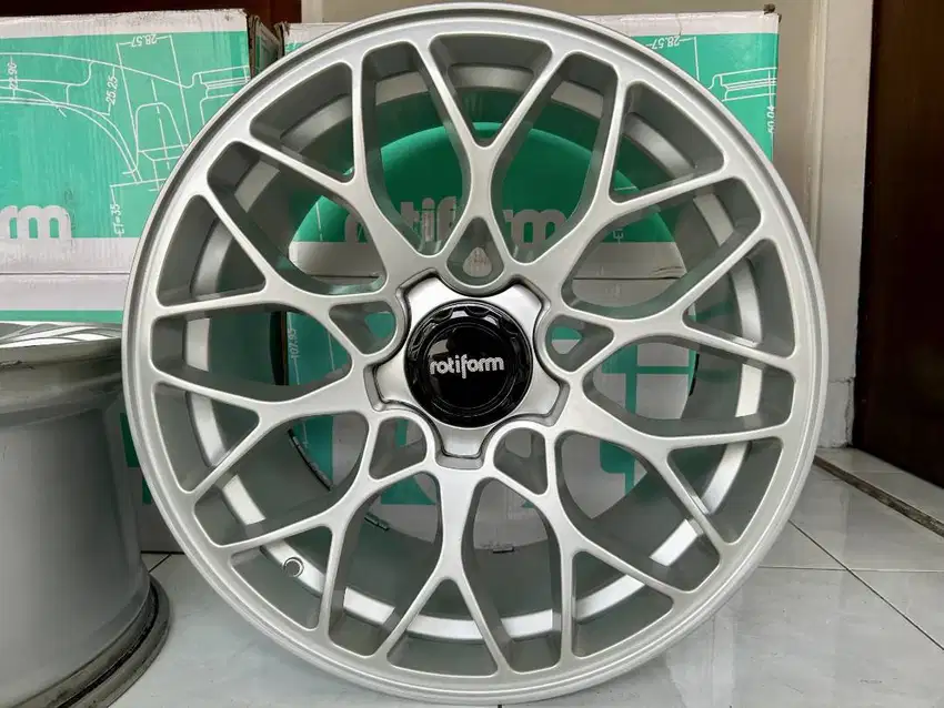 Velg ROTIFORM SGN original Ring 19