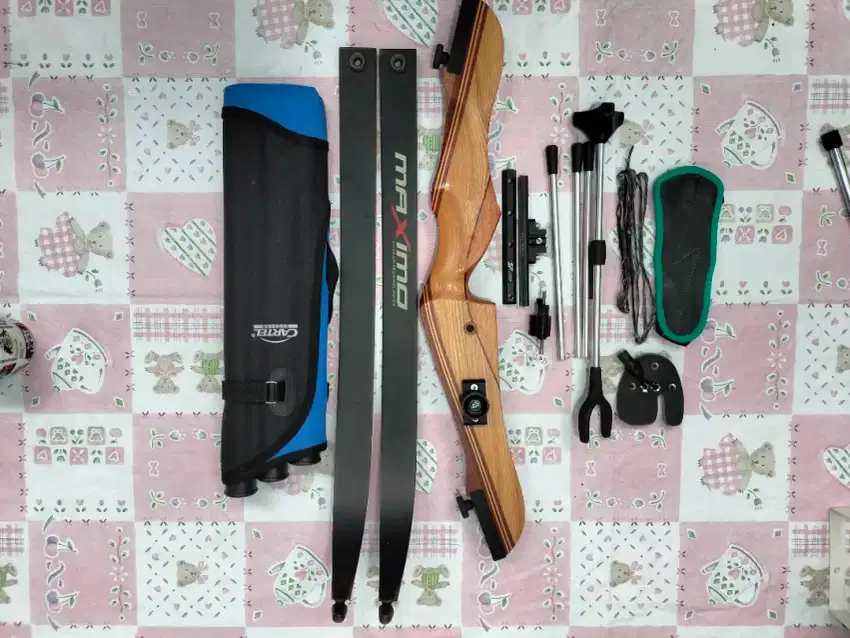 Dijual edisi pensiun jilid 3:
1 set Maximo Black Archery Bow