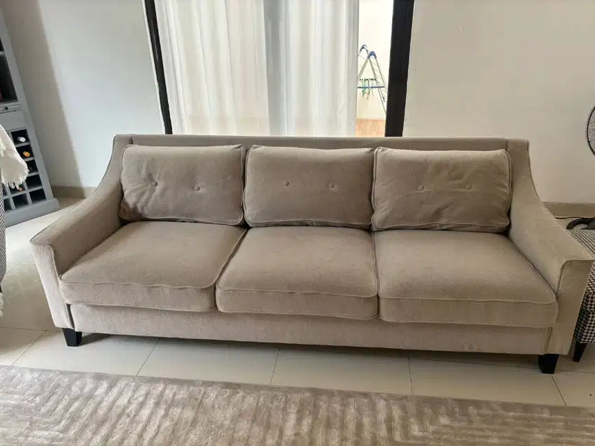 SOFA IKEA (masih sangat bagus dan baik kondisinya)