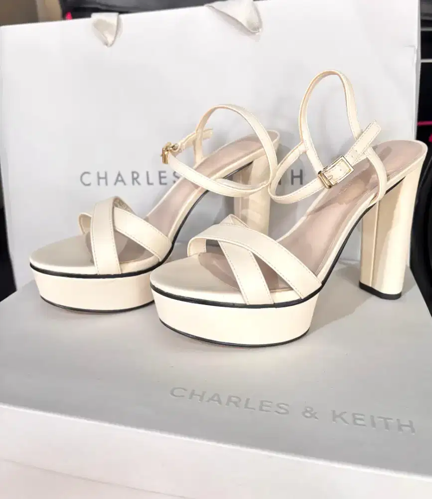 Sandal Heeled Charles & Keith Original