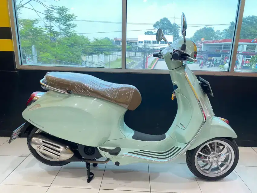 barang antik vespa primavera 150 abs km 4, rb