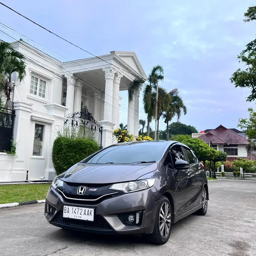 Honda jazz rs matic istimewa 2014 (dp 20 jt)