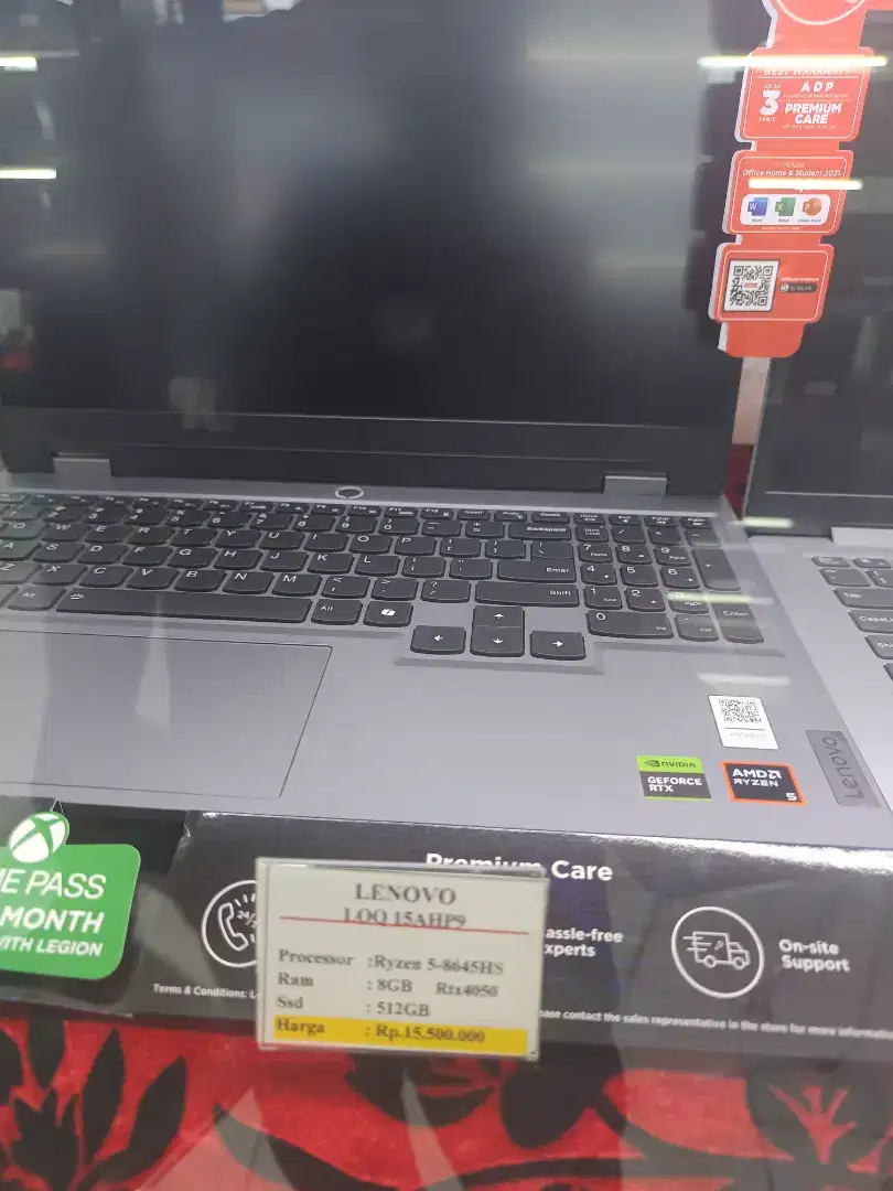 Laptop Gaming Lenovo LOQ 15AHP9