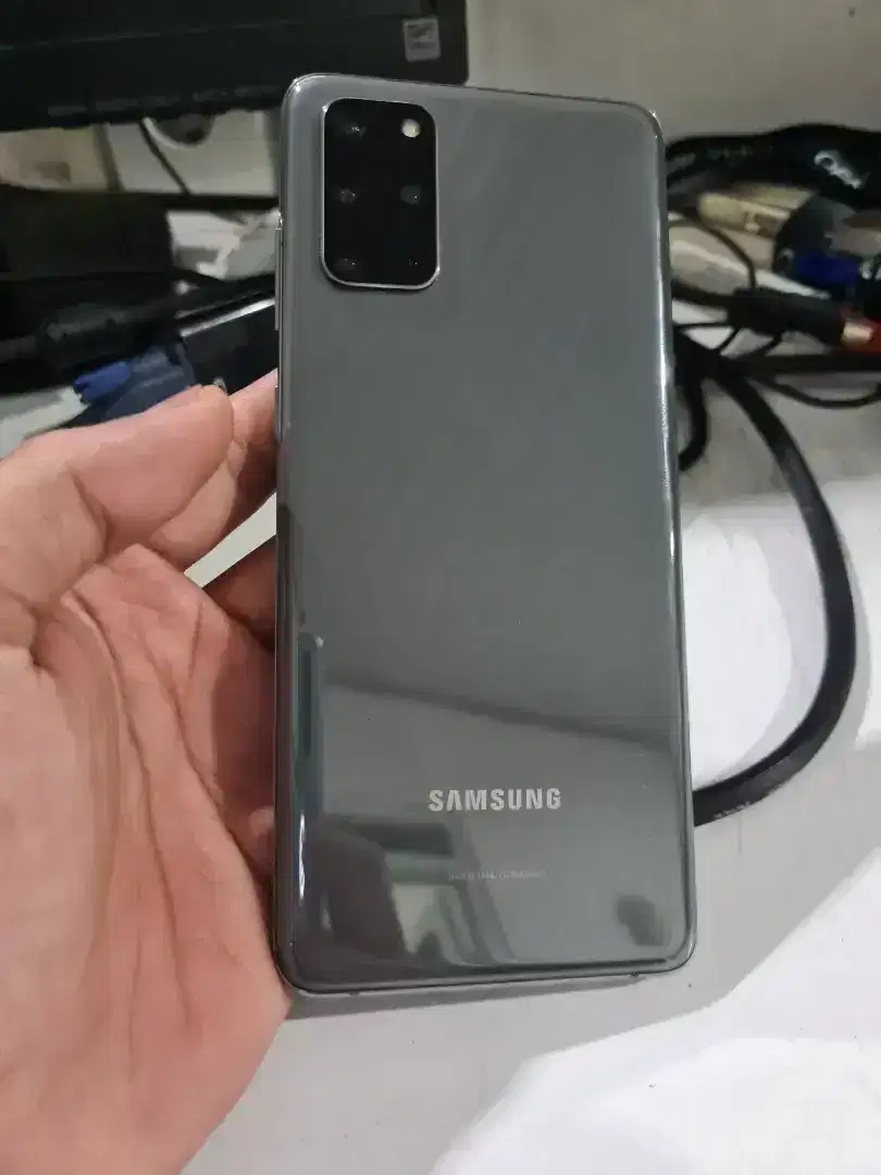 Samsung S20 plus internal 8/128 sein