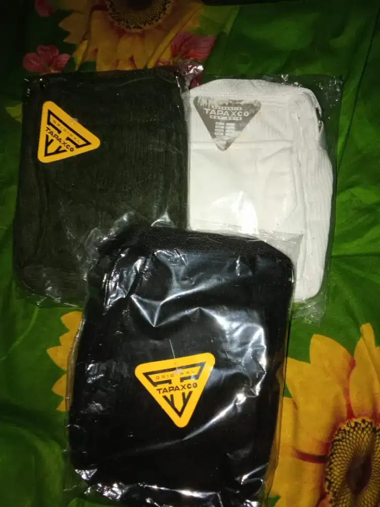 Tas selempang Corduroy