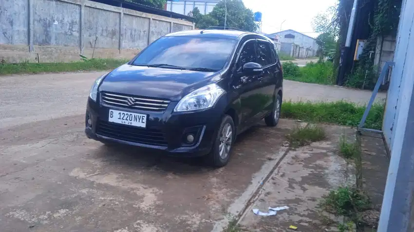 Ertiga GX Manual 2013 Hitam ganteng 2jt