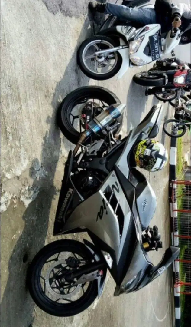 Ninja 250 fi (build up thailand) istimewa