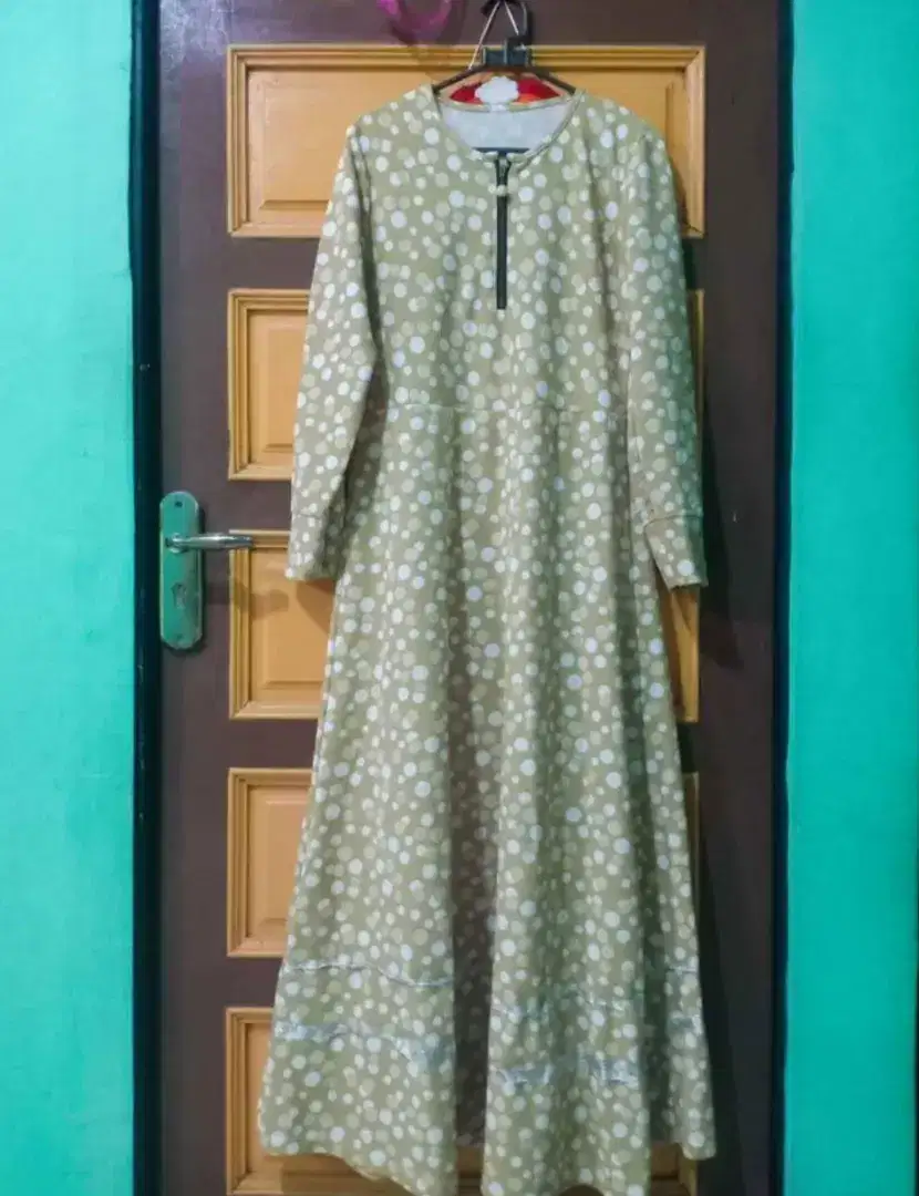 Prelov baju gamis cewe seperti baru