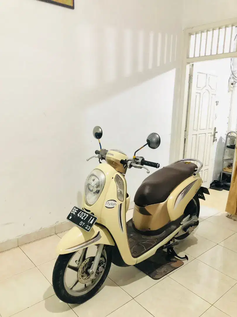 Honda Scoopy Fi Istimewa 2014