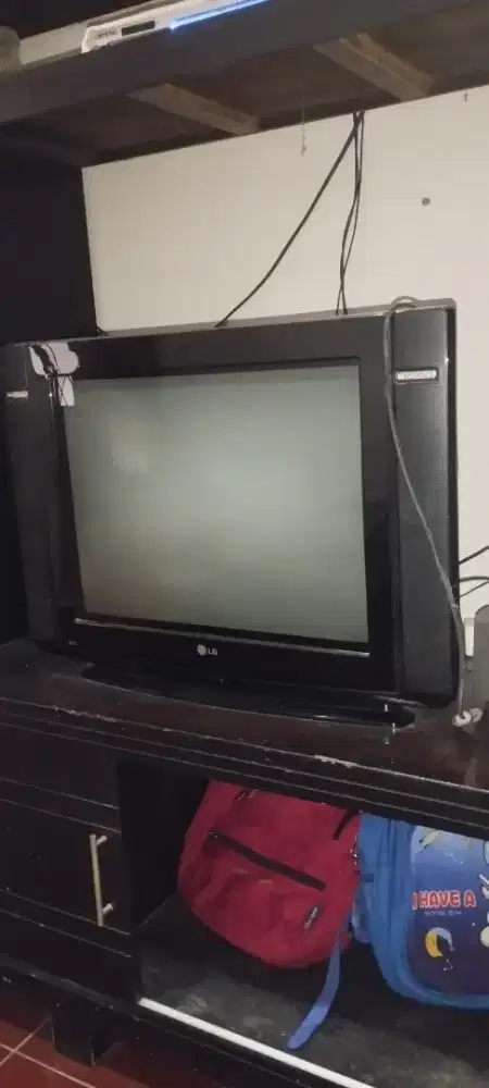 TV LG SLIM 21 inch (minus)